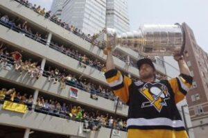 Kristopher Letang et la coupe Stanley de passage à Sainte-Julie le 5 août prochain