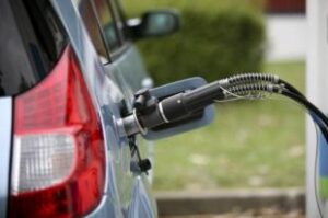 Laval se lance dans la course du futur Institut du transport électrique du Québec