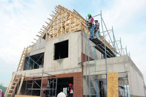 La couronne sud en tête de lice