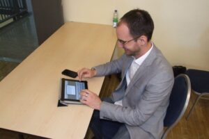 Nouvel outil pour trouver de l’emploi par les médias sociaux