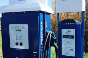 Les bornes de recharge de plus en plus utilisées en 2015