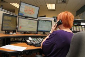 Pour combattre la violence faite aux femmes