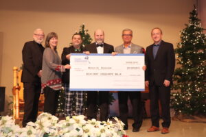 Le Centre des générations de Boucherville joue au père Noël et remet 500 000 $ à huit organismes