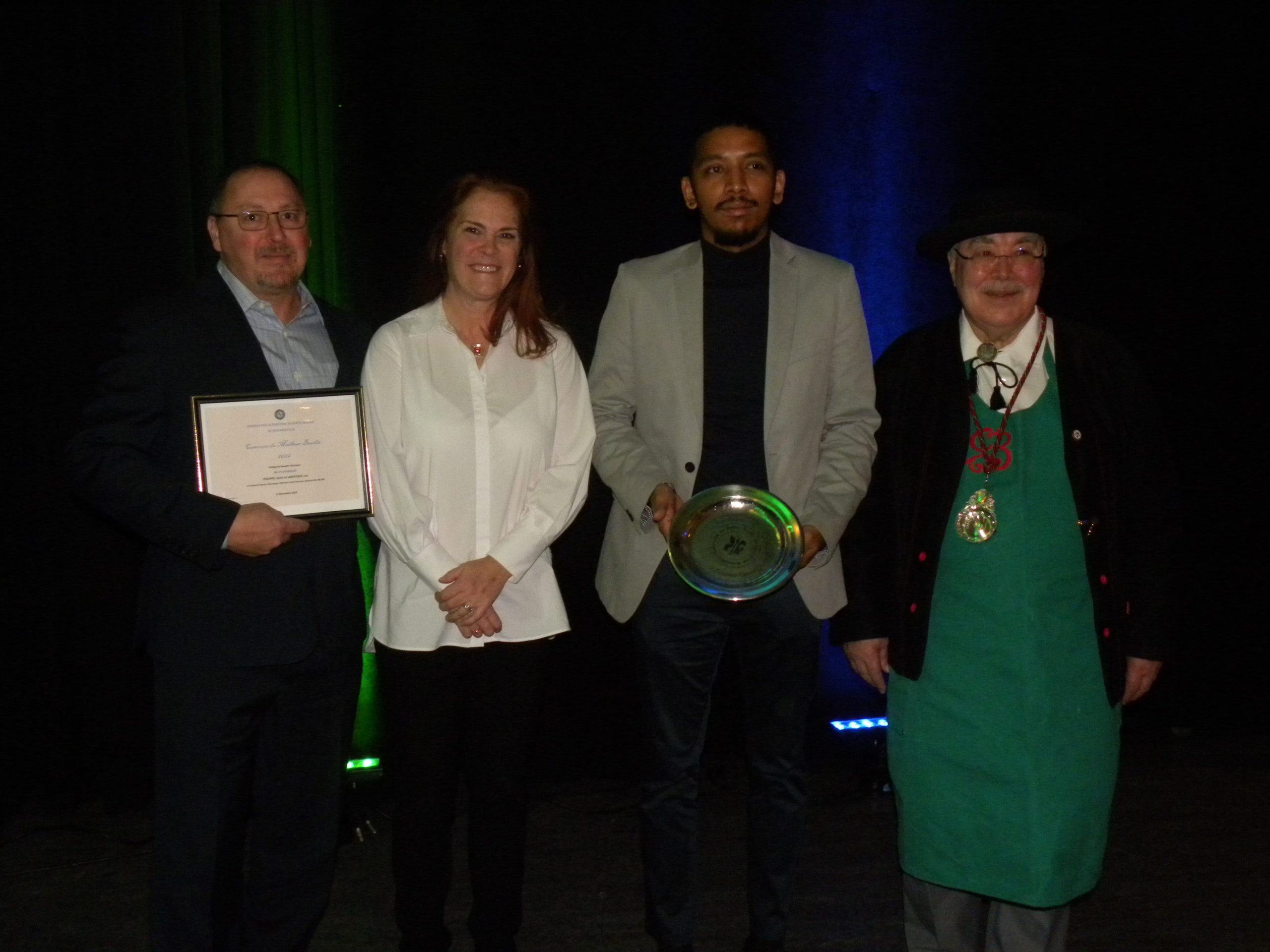 Les meilleurs artisans du boudin au Québec sont honorés à Boucherville
