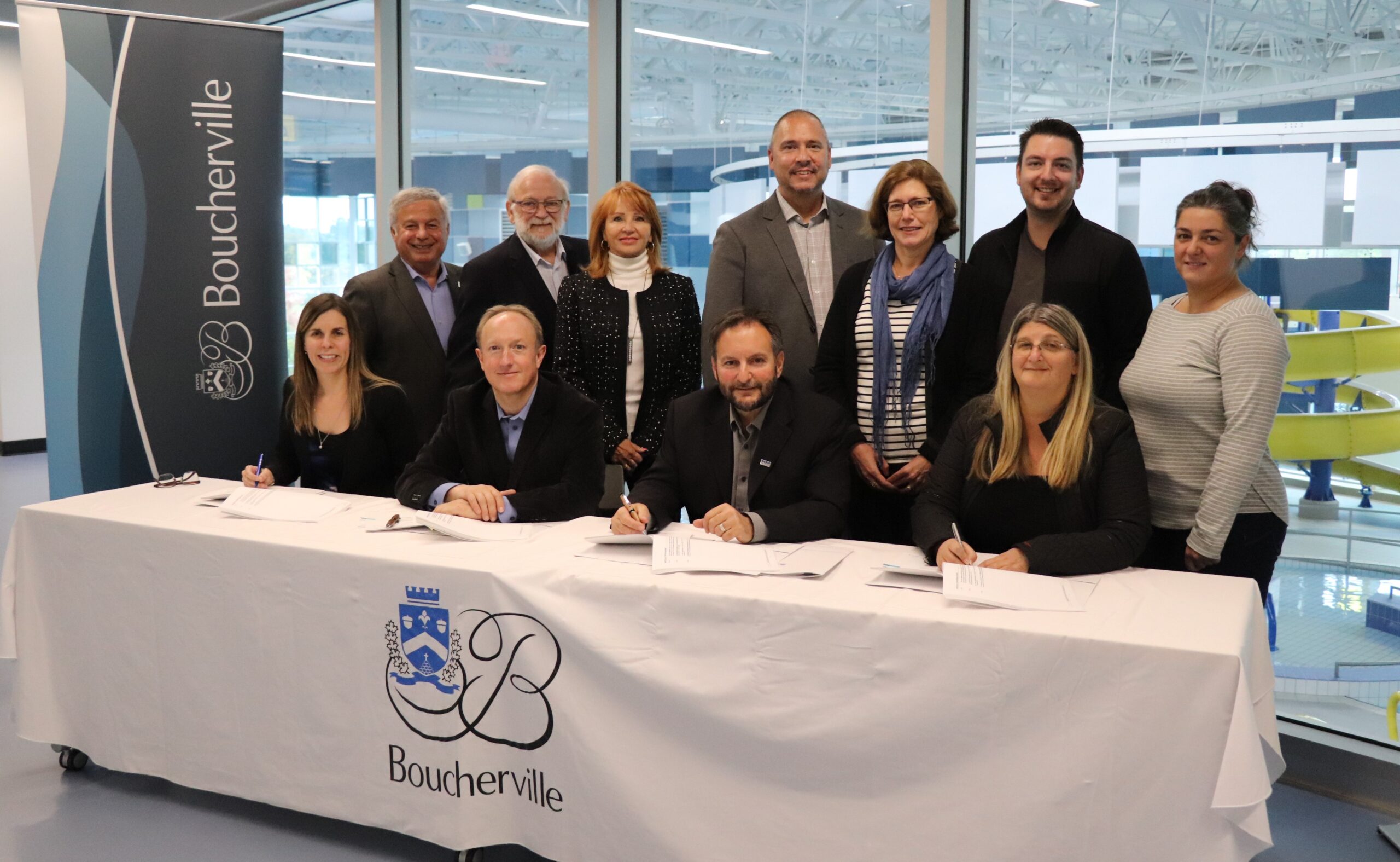 Nouvelle convention collective de 8 ans pour les employés de piscines