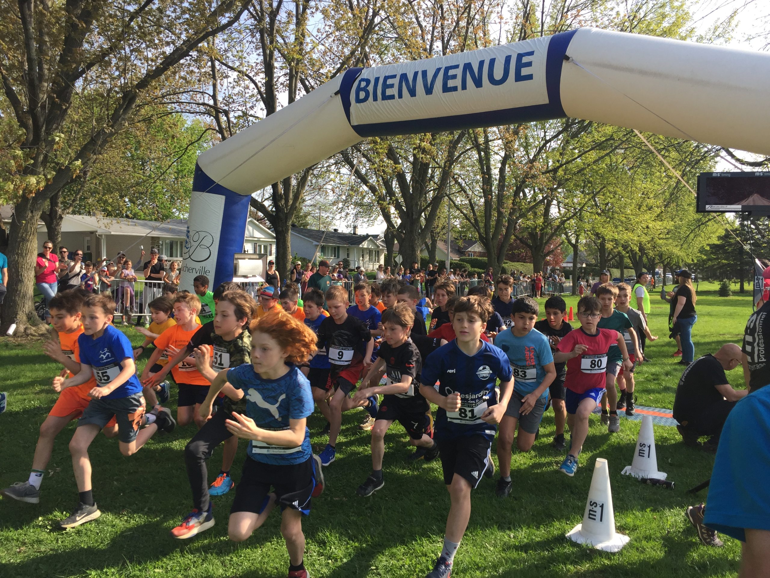 150 élèves participent à un cross-country
