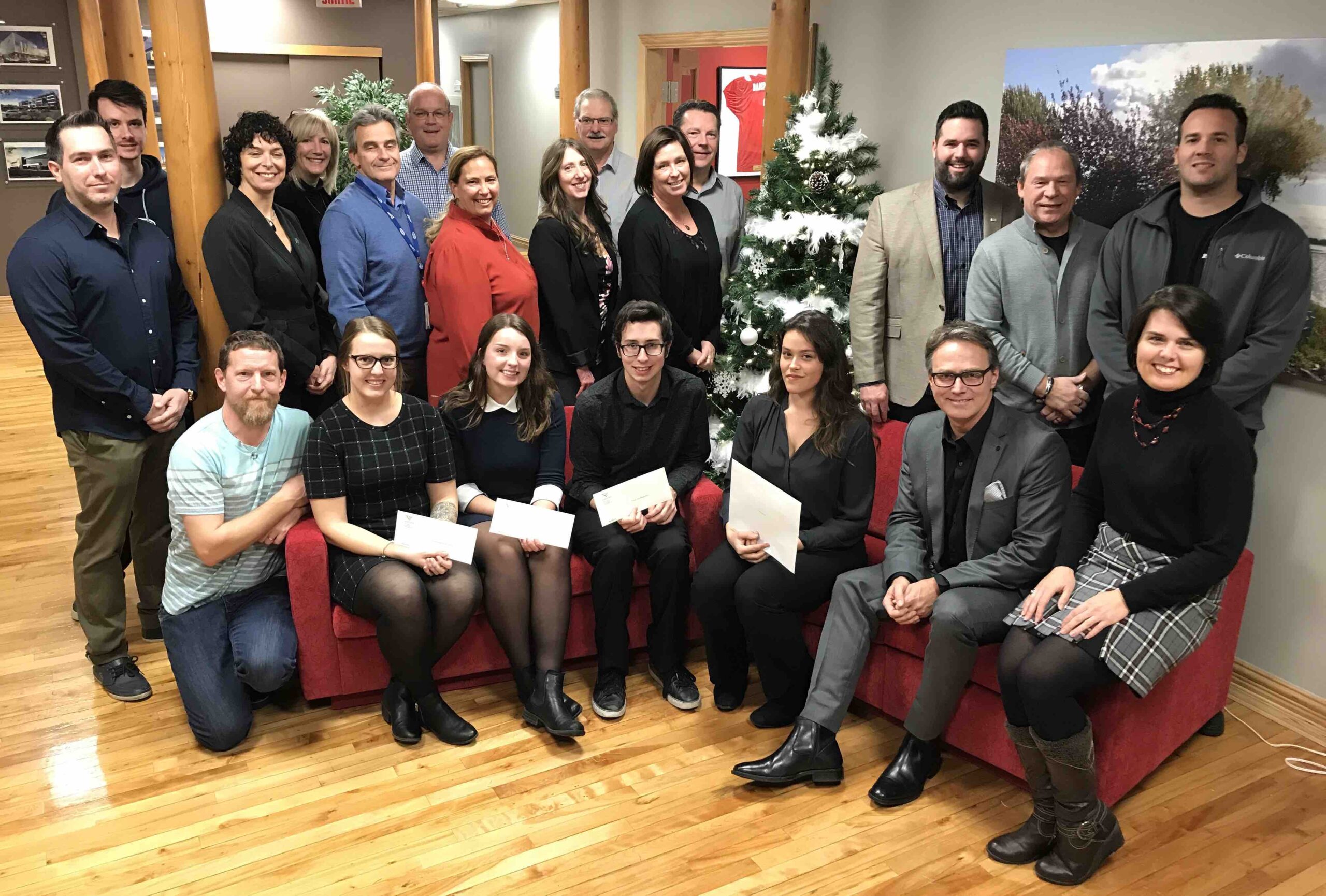 Quatre bourses de 1000 $ remises à des étudiants de Varennes