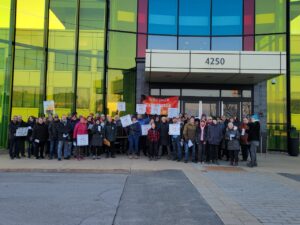 Nouvelle manifestation contre le développement de l&rsquo;aéroport de Saint-Hubert
