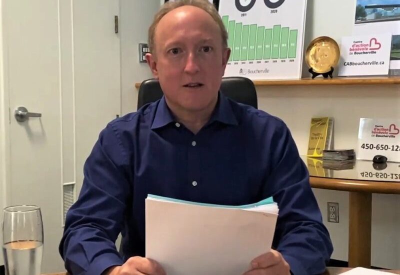 Le maire Martel rappelle l’importance de pouvoir distribuer les médias locaux