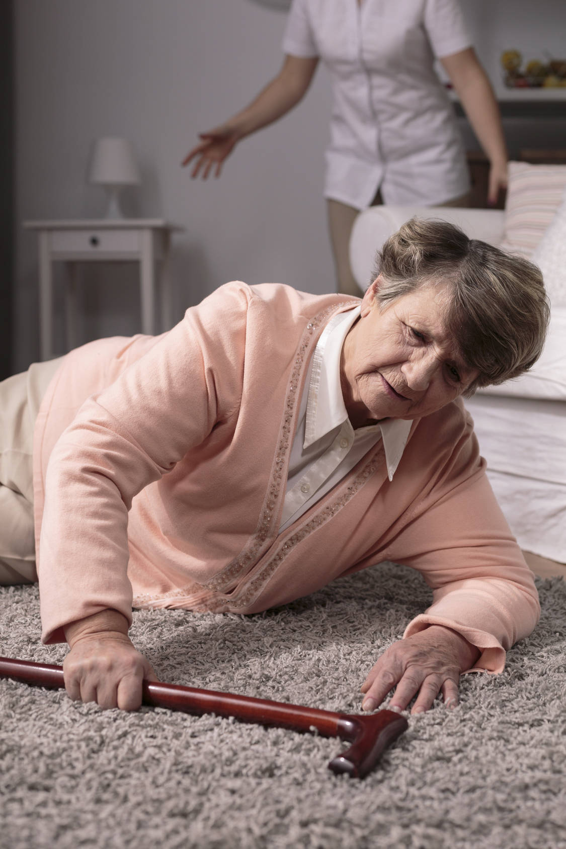 Personnes âgées : attention aux chutes!