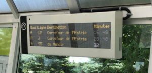 Nouveaux panneaux d’affichage dans les abribus du RTL : L’AUTAL est inquiète!
