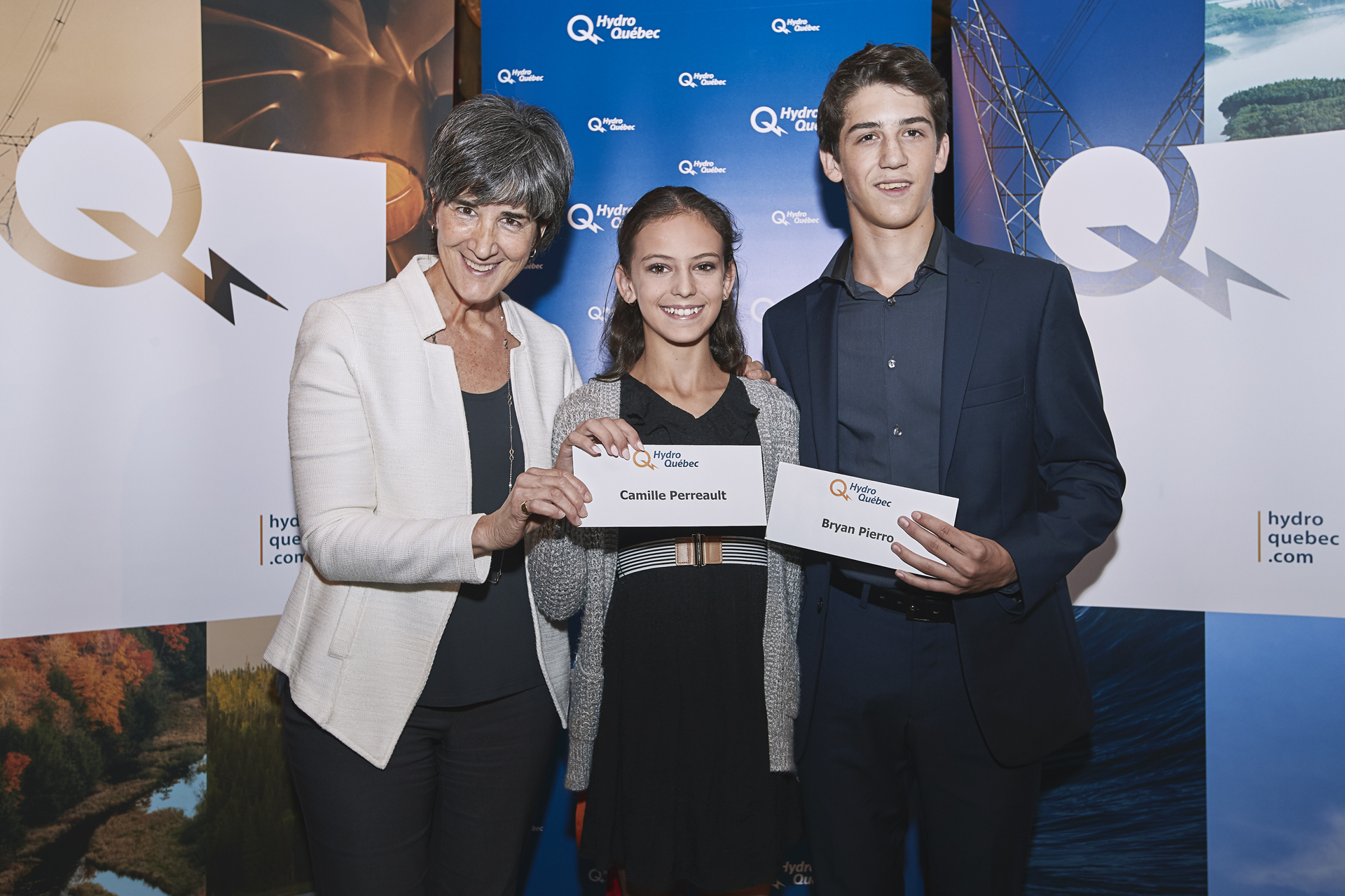 Une élève de l’école de Mortagne reçoit une bourse de 2000 $