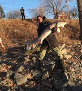 Grosse surprise et grosse prise au bout de la ligne!