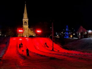 La pente à glisser de Verchères s’illumine!