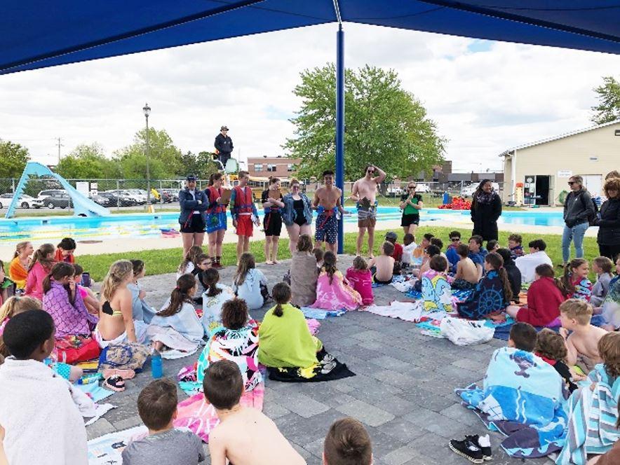 365 enfants de Saint-Amable participent au programme Nager pour survivre