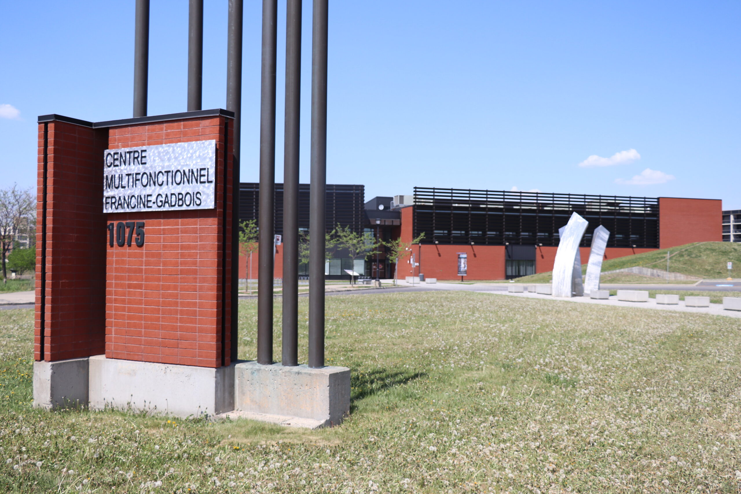 Boucherville: surplus de 5,7 M$, baisse de 5 % de la dette non subventionnée, et remboursement de la dette totale du centre multifonctionnel Francine-Gadbois