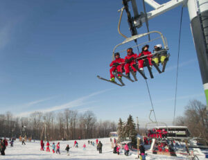 Le passeport vaccinal s’invite dans la saison des sports de glisse