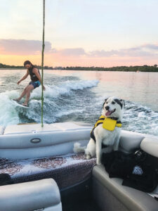 Les policiers patrouilleront aussi sur le fleuve : le Saint-Laurent, la nouvelle destination vacances de l’été?