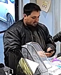 Recherché pour agression au couteau