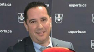 Entraineur à l’école De Mortagne et écipiendaire du titre d’entraîneur de l’année par U Sports