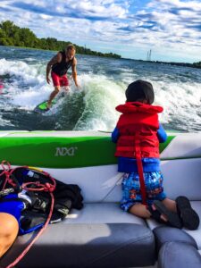 Le wakesurf fait des vagues à Boucherville