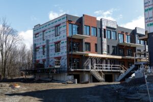 Une densité inévitable