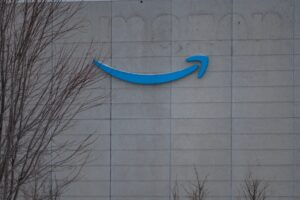 Le projet d’entrepôt régional d’Amazon à Varennes est « sur la glace »