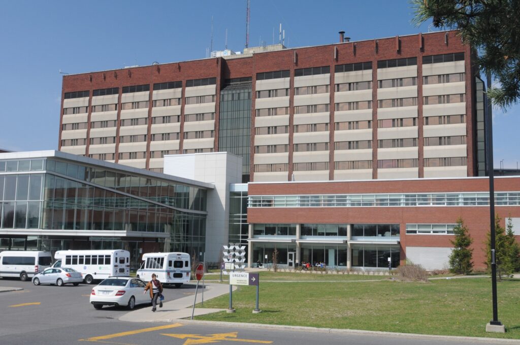 Compressions budgétaires : 120 employés de la santé voient leur poste aboli en Montérégie-Est