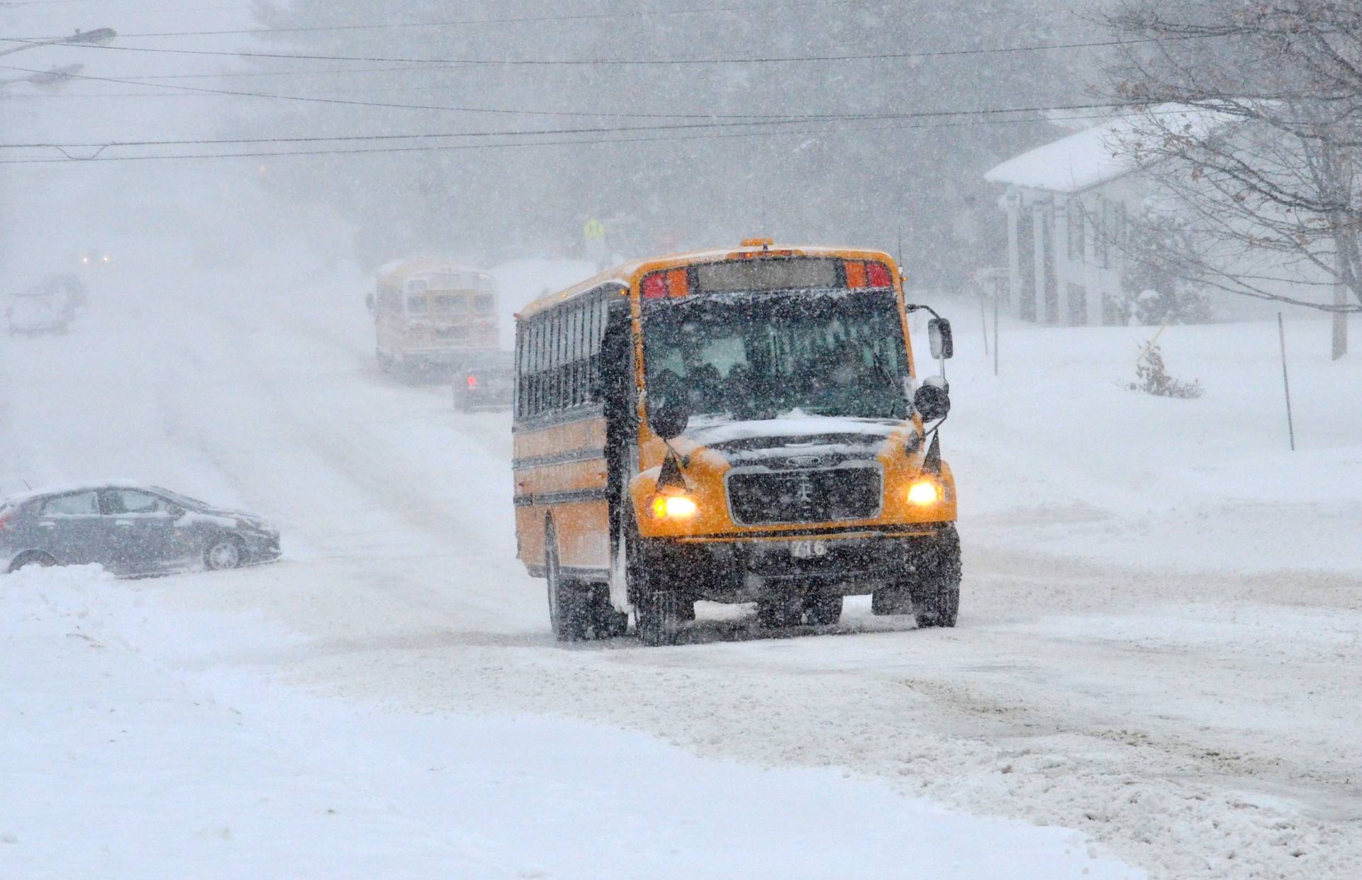 Plusieurs écoles fermeront jeudi en prévision de la tempête