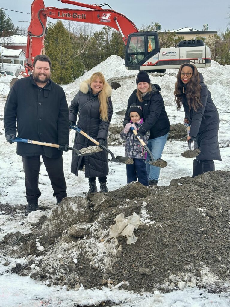 Longueuil : 80 nouvelles places en CPE et une clinique de pédiatrie sociale