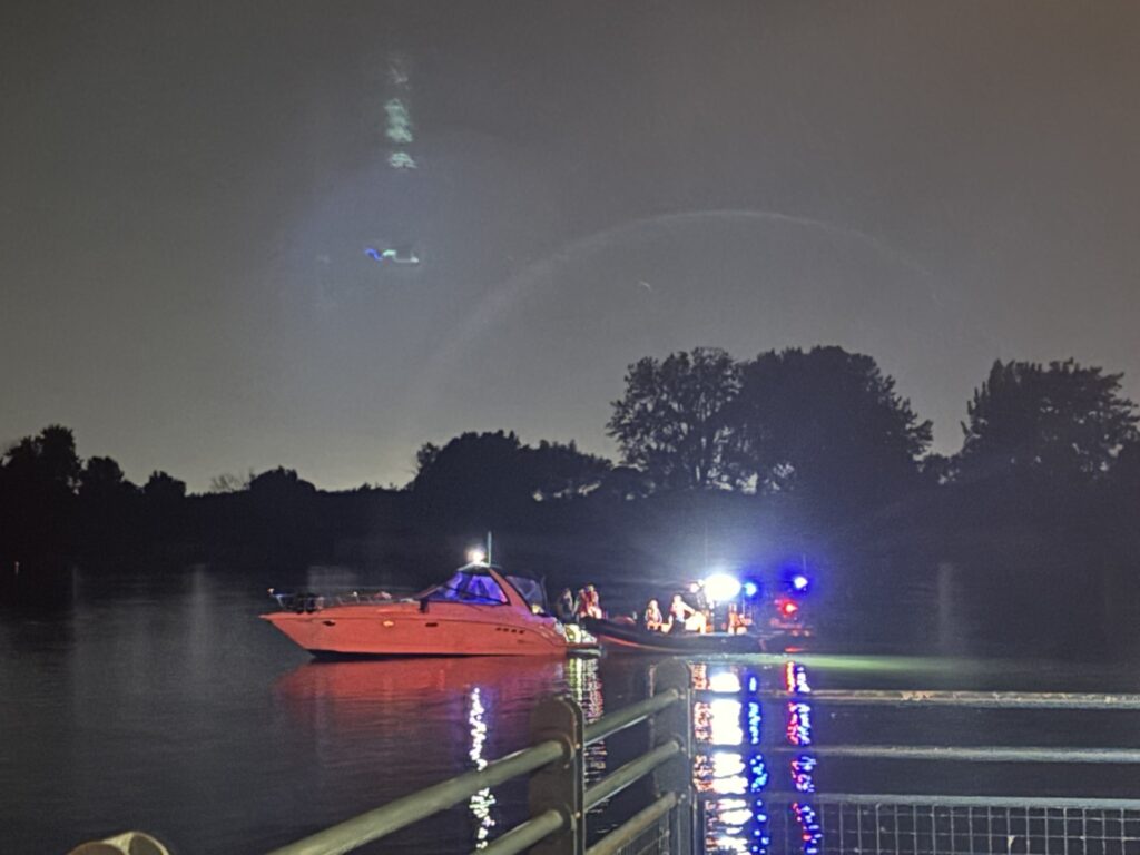 Accident sur le fleuve à Boucherville : un yacht dérive, trois blessés