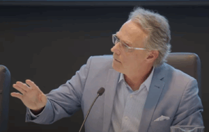 Varennes: trois conseillers quittent le parti du maire