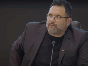 Les conseillers Benoit Duval et Gaétan Marcil : des départs volontaires, pas des exclusions