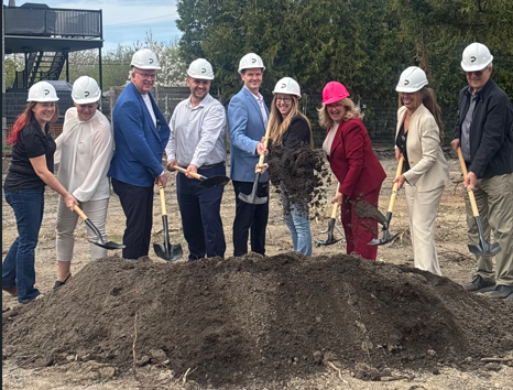 Début des travaux pour un bâtiment plus spacieux et… en béton de chanvre!
