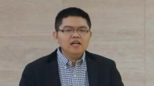 Il se défend d’être un espion à la solde de la Chine