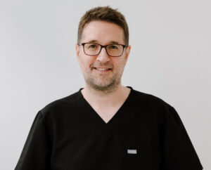 Routine beauté d’automne et d’hiver : les conseils du Dr Jean-François Pépin de Dermapure pour une peau éclatante toute l’année