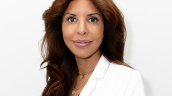 Hydratation, éclat, uniformité : préparer sa peau aux Fêtes avec Dermapure