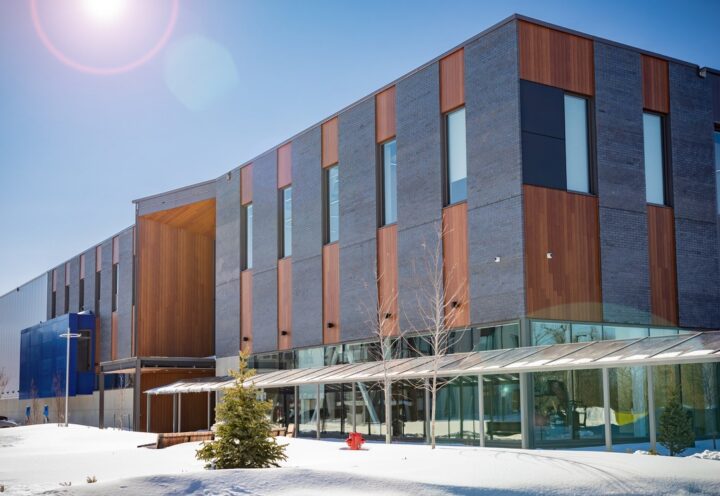 Décarbonation des bâtiments: Varennes se retire du projet