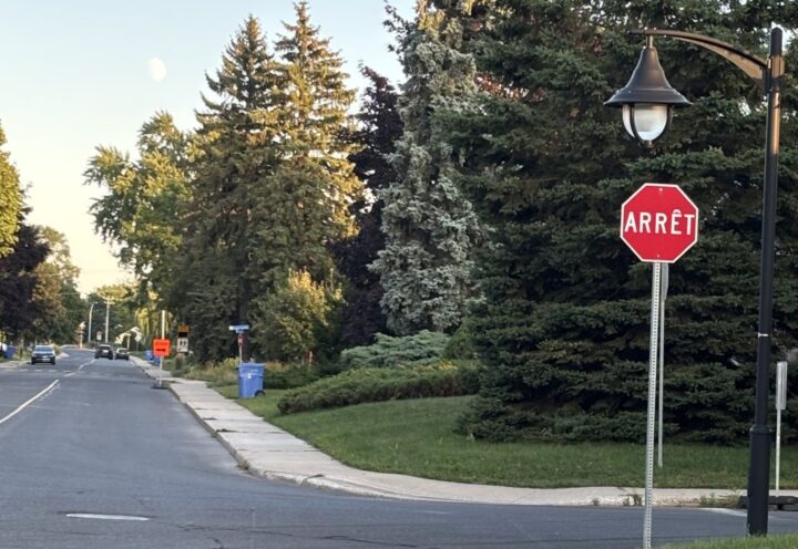 Un frein à la vitesse: deux stops sur De Varennes Nord
