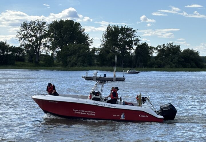 Même si le fleuve est plus calme: Boucherville maintient sa vigilance
