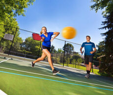 Un centre intérieur de pickleball projeté à Varennes