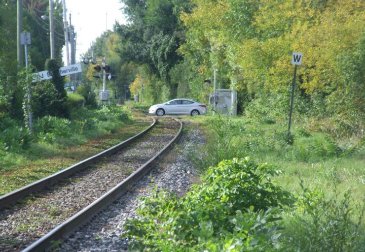 Consultations publiques sur le projet ferroviaire : Boucherville appuie le député Barsalou-Duval