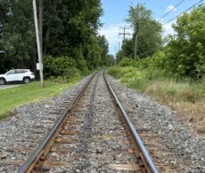 Le maire de Boucherville réclame une inspection urgente de la voie ferrée du CN