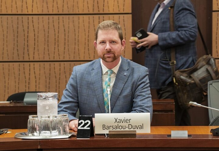 Consultations ferroviaires: le député Barsalou-Duval relance Ottawa