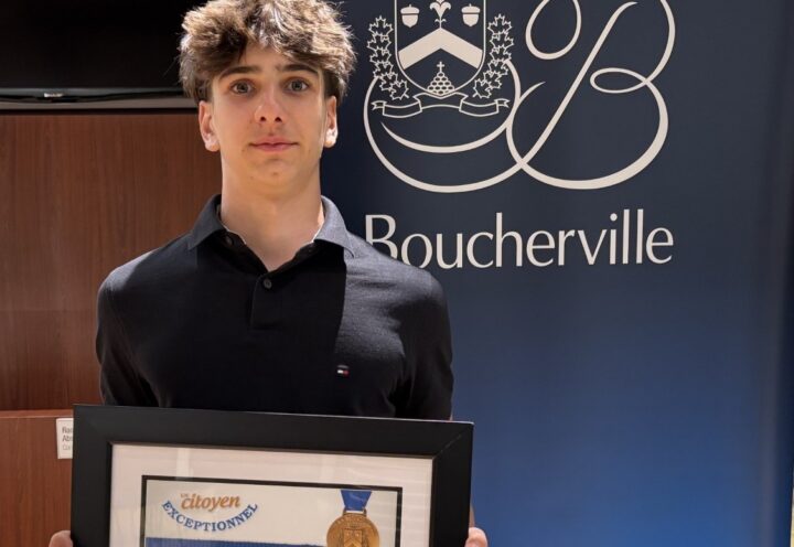 Au football: Zachary Roux poursuit son ascension