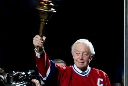 La Ville de Longueuil renommera une rue en l’honneur de Jean Béliveau