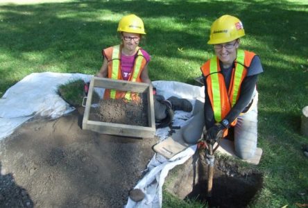 De nouveaux artéfacts trouvés sur le terrain du parc de la Broquerie