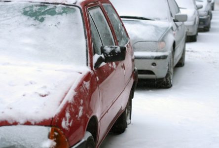 Sainte-Julie permettra le stationnement de nuit sur certains tronçons de rues cet hiver