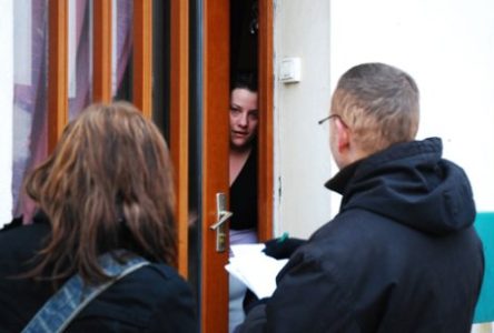 La sollicitation porte-à-porte inquiète à Varennes