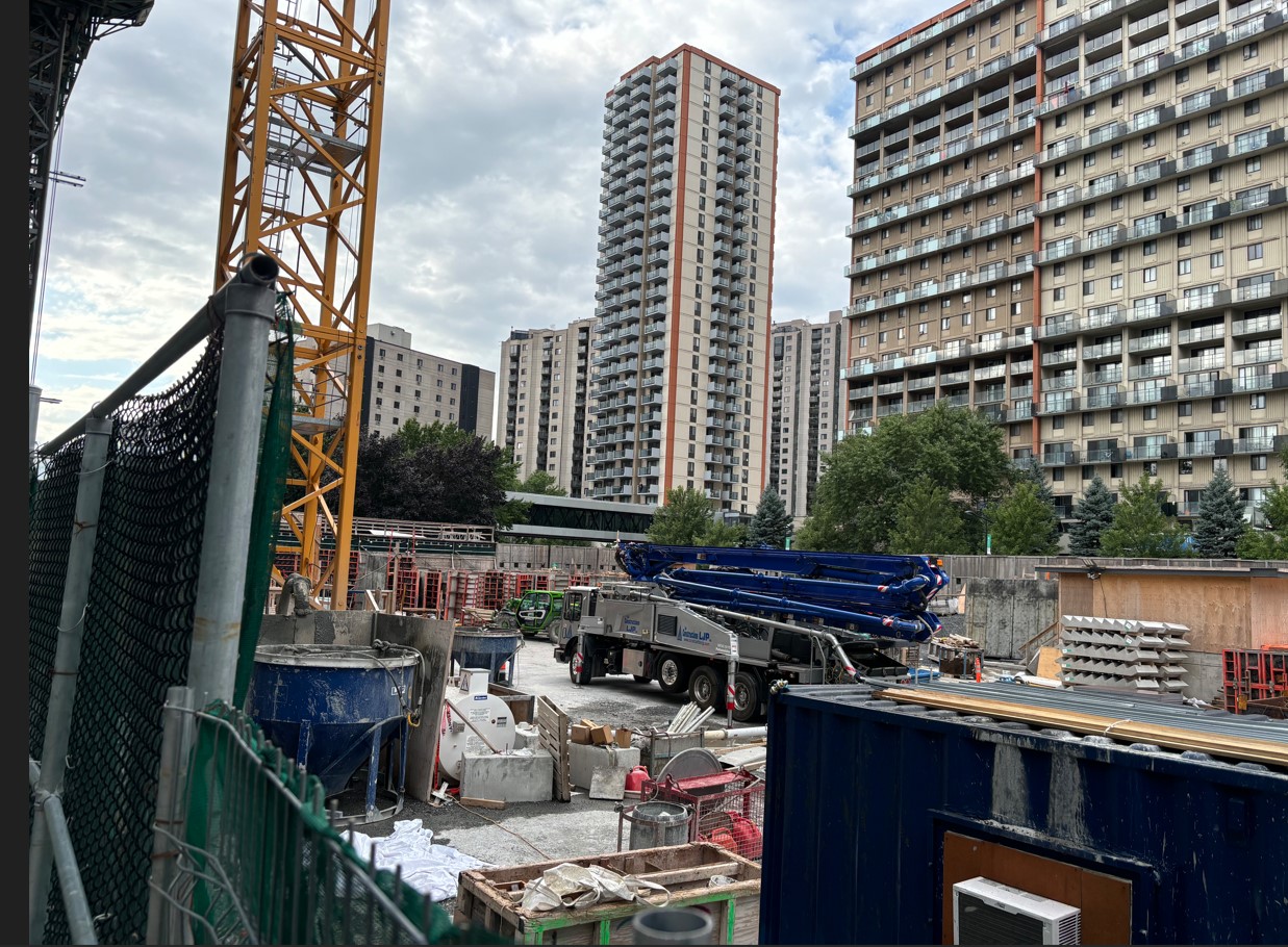 Bientôt des ascenseurs au métro Longueuil ?